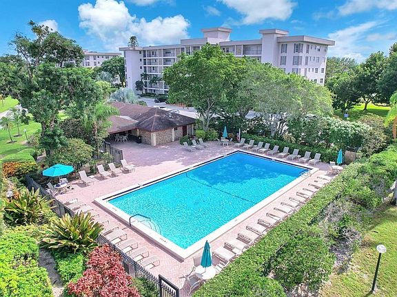 2nd image of 3000 N Palm Aire Dr APT 306