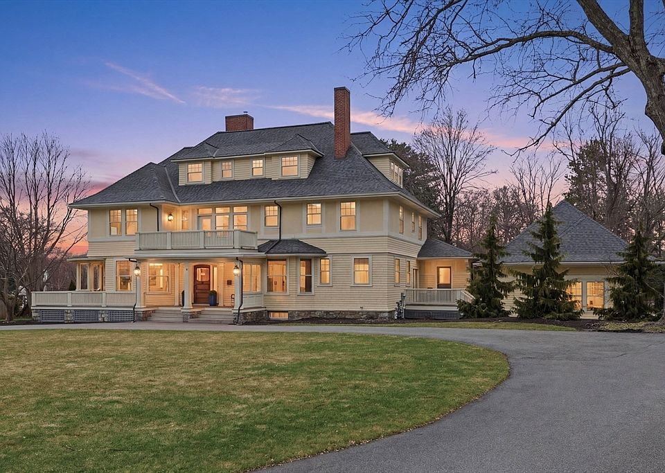 1st image of 4 Adams St