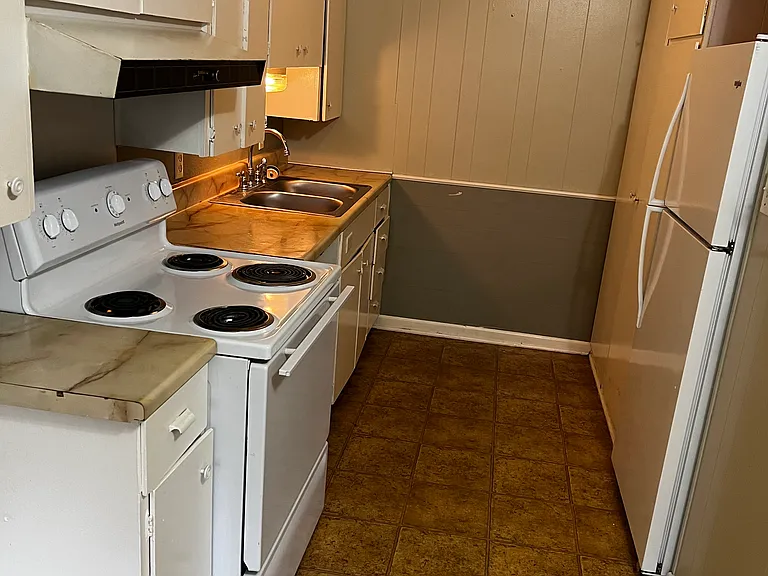 608 W Alice Ave #608A — Photo 1