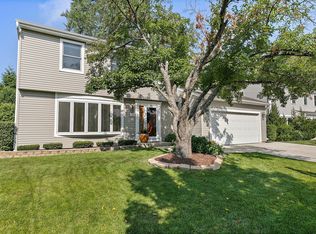 720 Brian Ave, Schaumburg, IL 60194