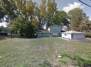 138 Park Dr, Pt Barrington, IL 60010