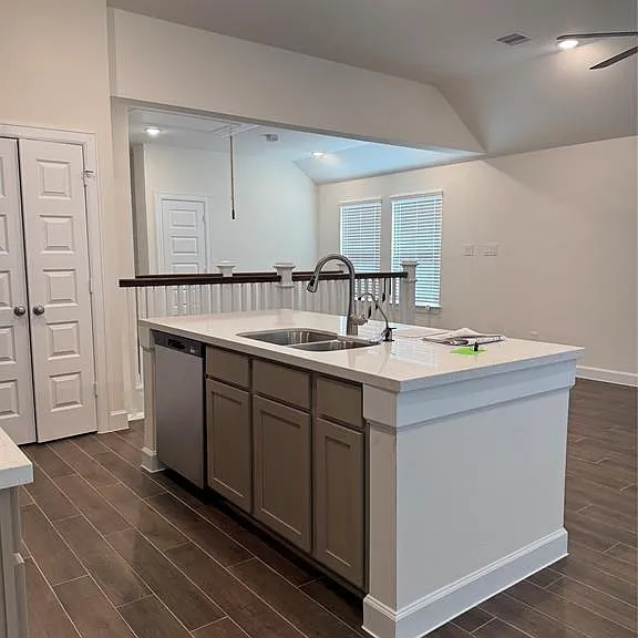 3208 La Rambla Dr — Photo 8