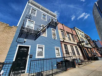 Rented by Voro New York