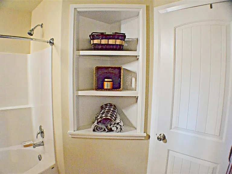 5058 W Brunmier Dr — Photo 11