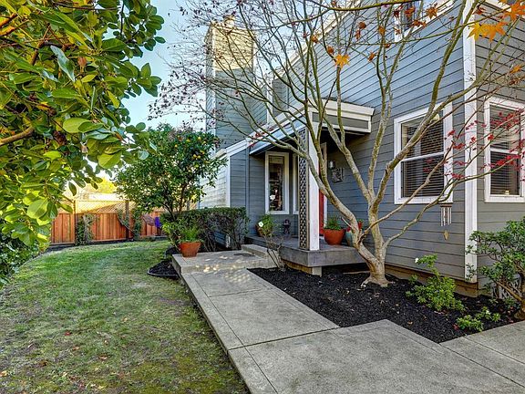 2nd image of 76 Cross Creek Pl