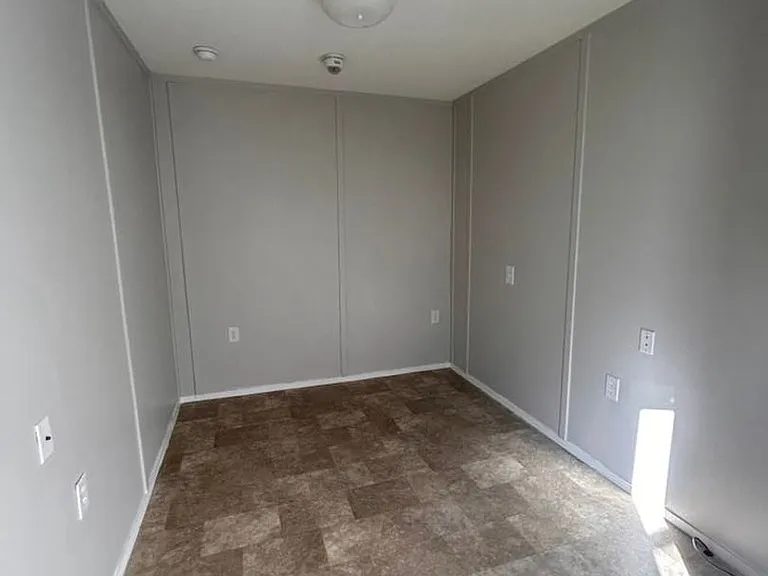 3190 Karen Dr — Photo 11