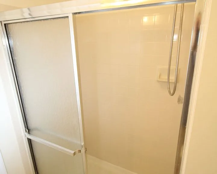 1002 Jessicas Ct #J — Photo 22
