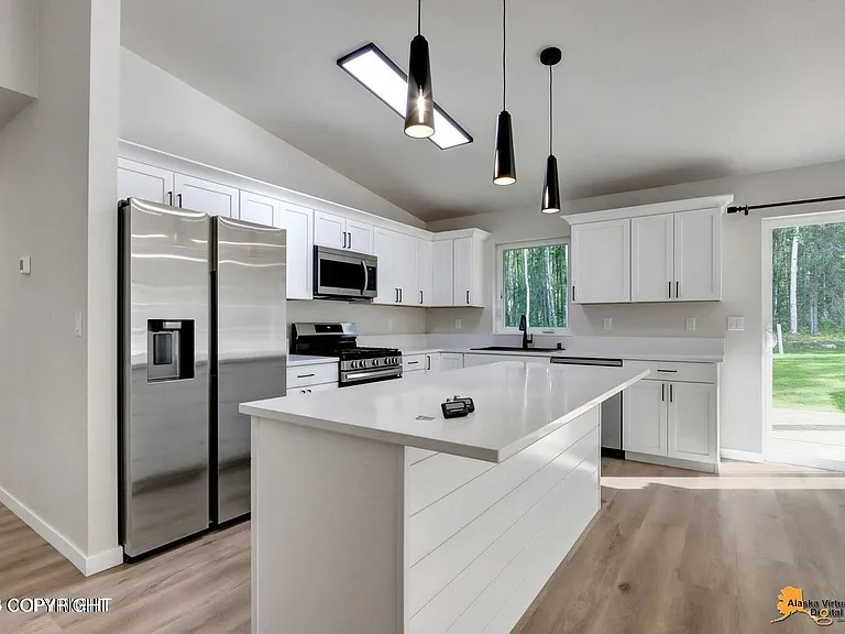 4251 W Ose St — Photo 14