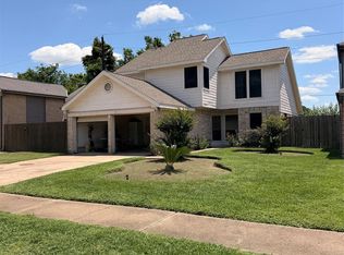 8518 Scenic Green Dr, Houston, TX 77088