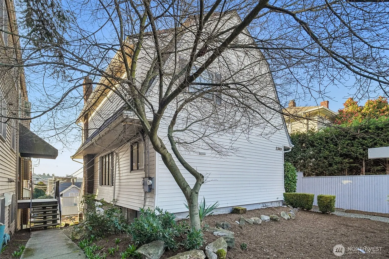2349 Boylston Avenue E photo 1