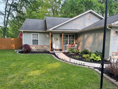 8645 Country Club Dr, Pinckney, MI, 48169