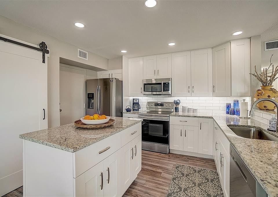 1621 Gulf Blvd Clearwater Beach, FL Zillow Apartments for Rent in