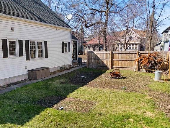 3rd image of 314 4th St S