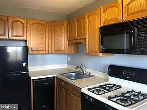 Park Place — Photo 2