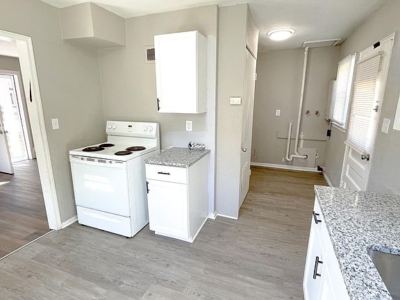 5th image of 7443 Arleta Blvd #7443