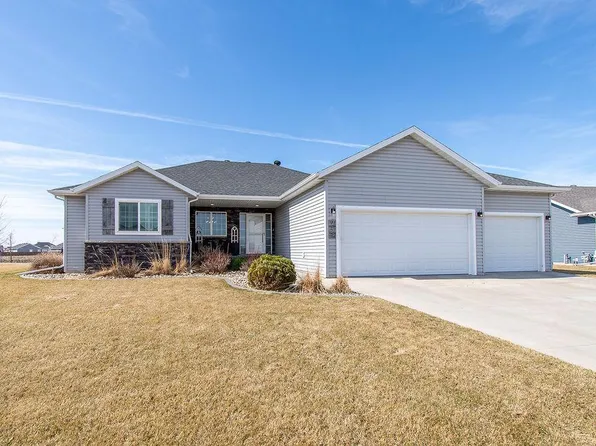 713 48th Ave W, West Fargo, ND 58078