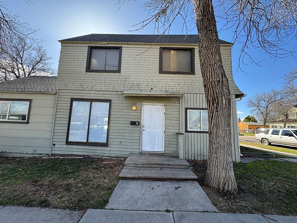 1st image of 826 3rd Ave S APT 2