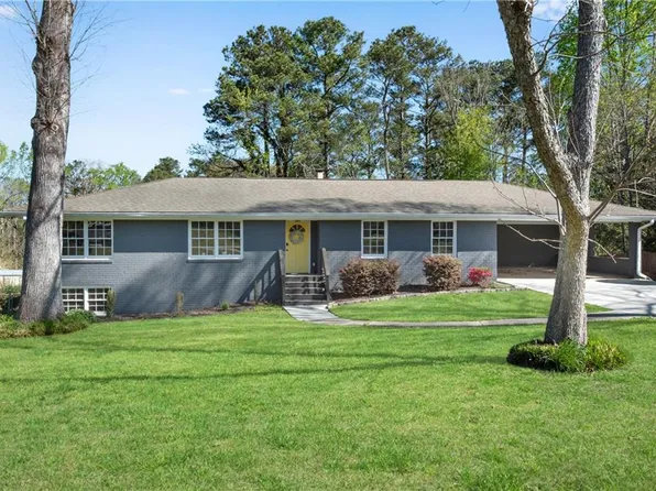 3941 Forest Dr, Lithia Springs, GA 30122