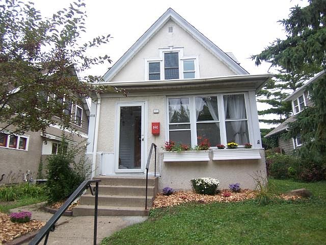 1st image of 416 Saratoga St S