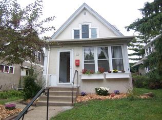 416 Saratoga St S, Saint Paul, MN 55105