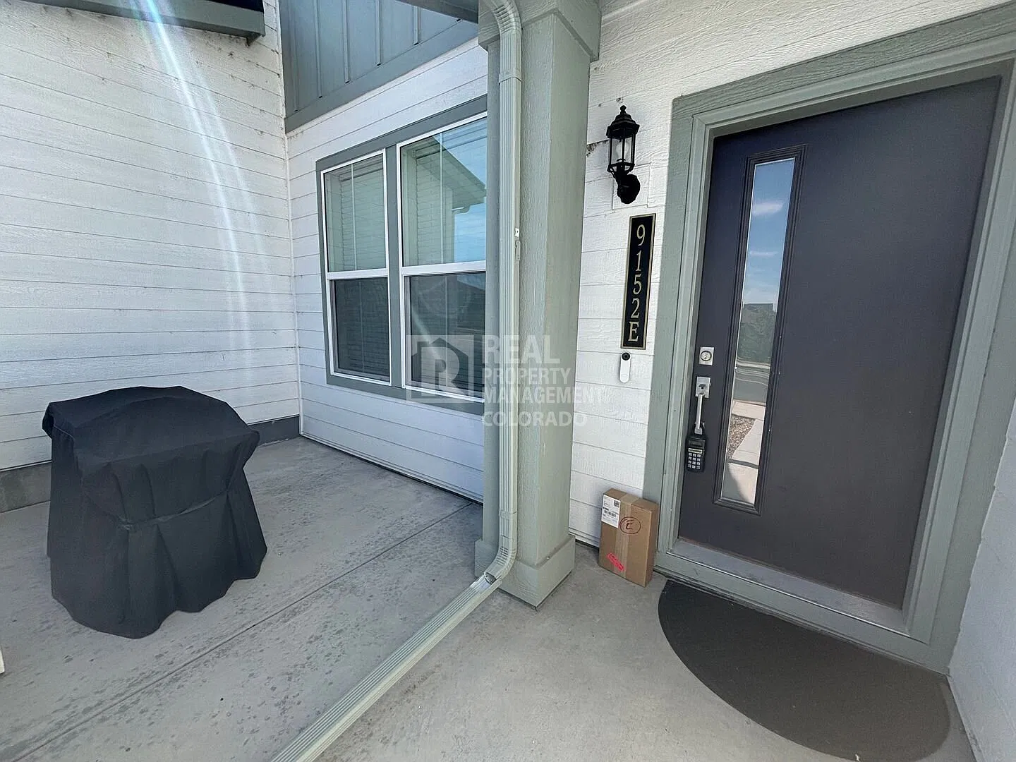Gorgeous Like-New 2-Bedroom Townhome in Arvada! — Photo 3