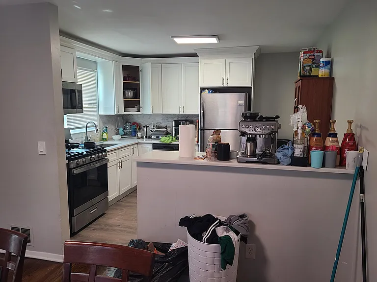 30 Bartha Ave #30 — Photo 5