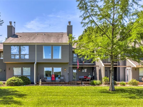 95 Geneva View Dr, Innsbrook, MO 63390