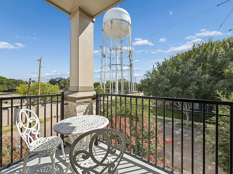 5105 Artemesia Ln — Photo 24