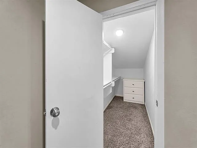 1620 Wellington Pl #303 — Photo 21