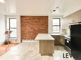 Rented by Level Group