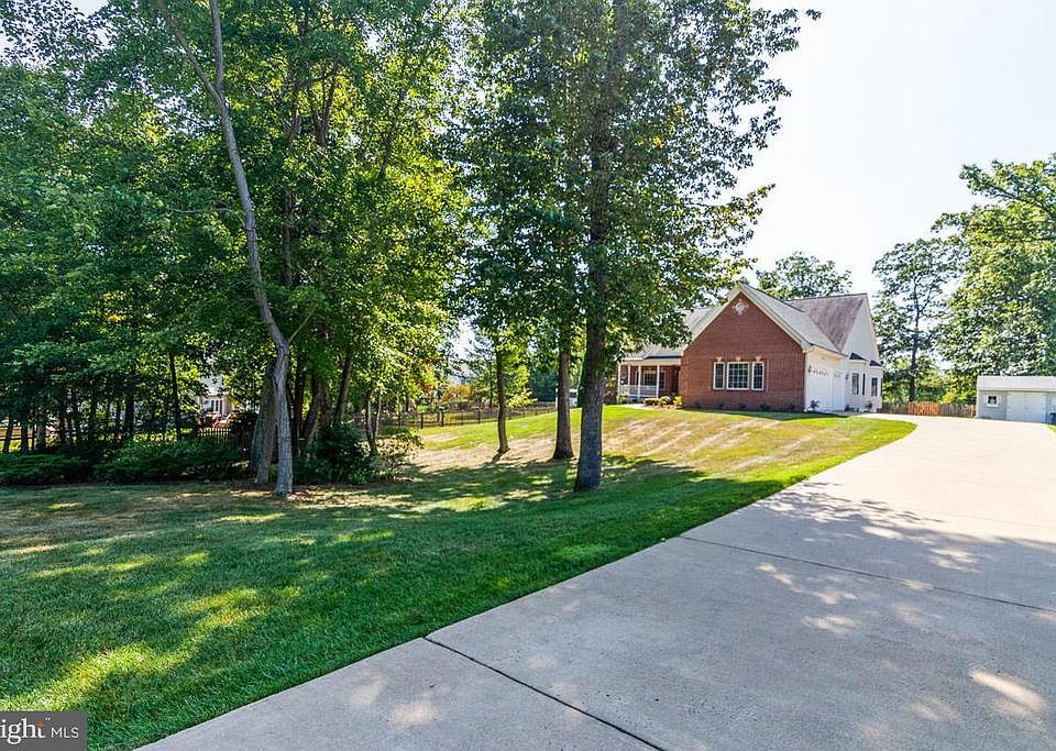 1st image of 7509 Century Oak Ct