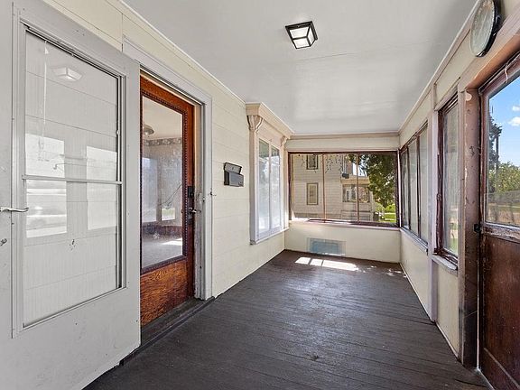 5th image of 315 South Pine Street