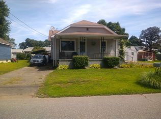 73 Kensington St, Feeding Hills, MA 01030