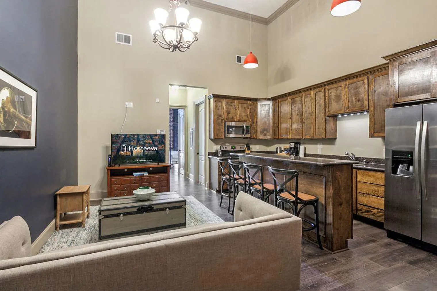 1 bed, 1.0 bath, 796 sqft, $4,404 — Photo 1