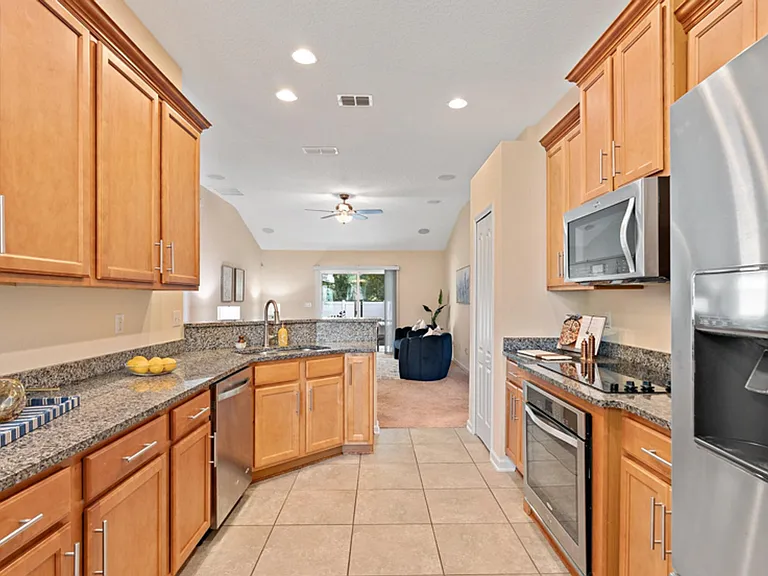 4181 Emilio Ln — Photo 13