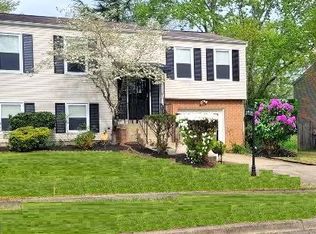 8905 Blackbriar Ct, Fort Washington, MD 20744