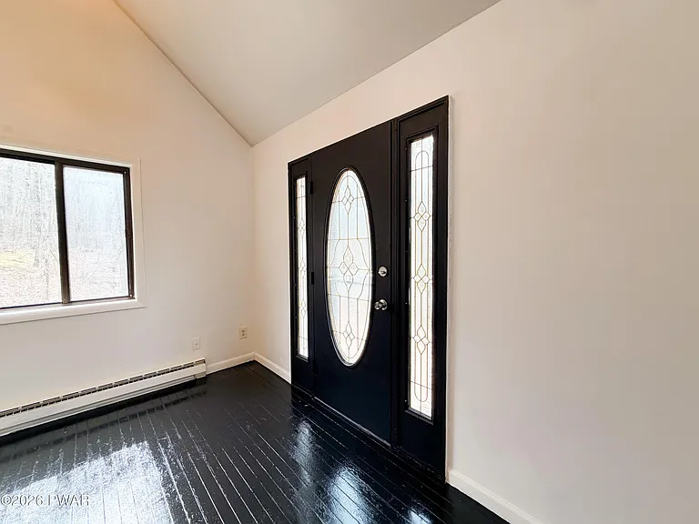 811 Hickory Ct — Photo 24