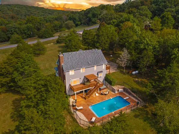 807 S Stanford Drive, Rogersville, MO 65742