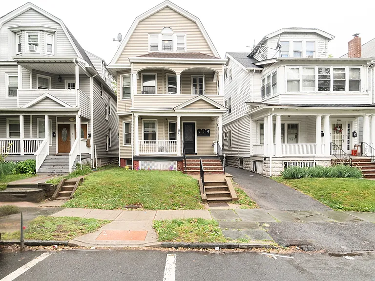 105 Shepard Ave #3 — Photo 13