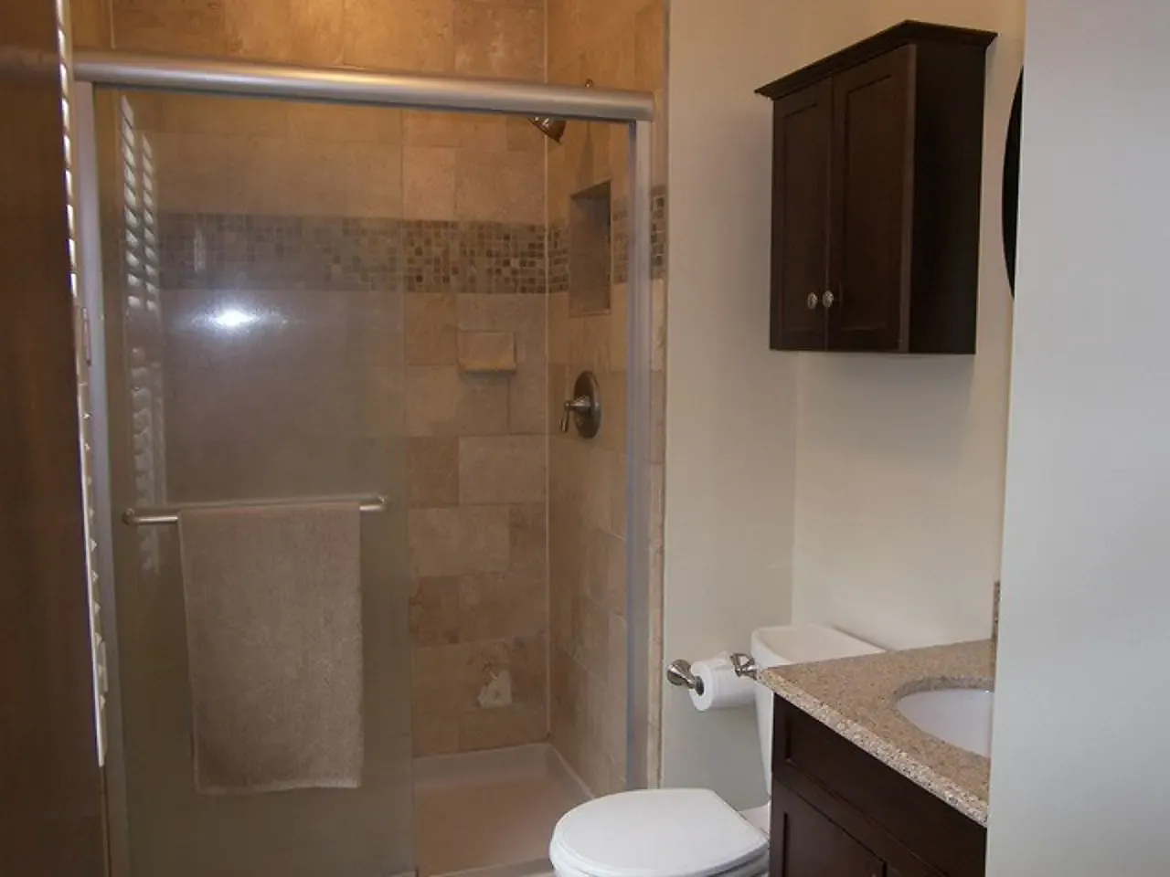 3 bed, 1300 sqft, $3,100 — Photo 4