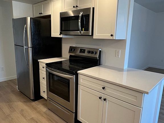 3rd image of 220 Antles Ave APT 109