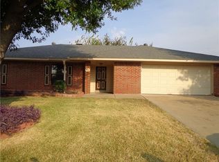 509 Bluebird Ln, Red Oak, TX 75154