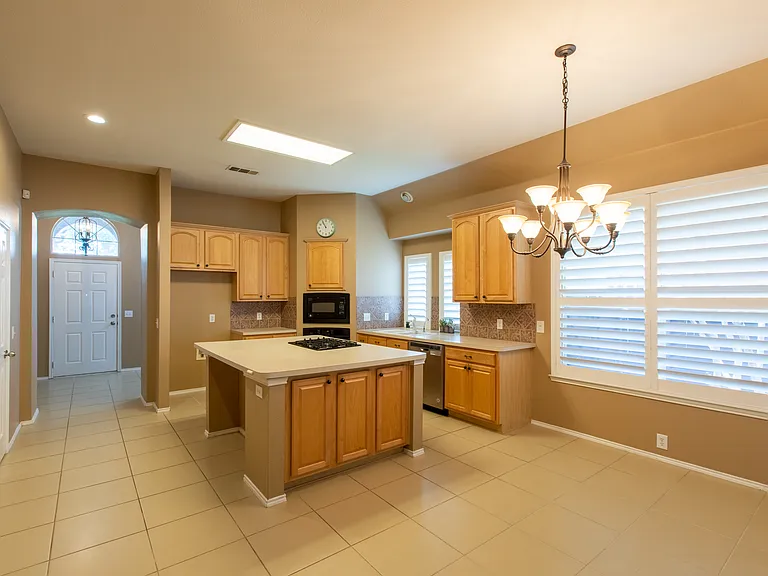 11259 Blackhawk Dr — Photo 18
