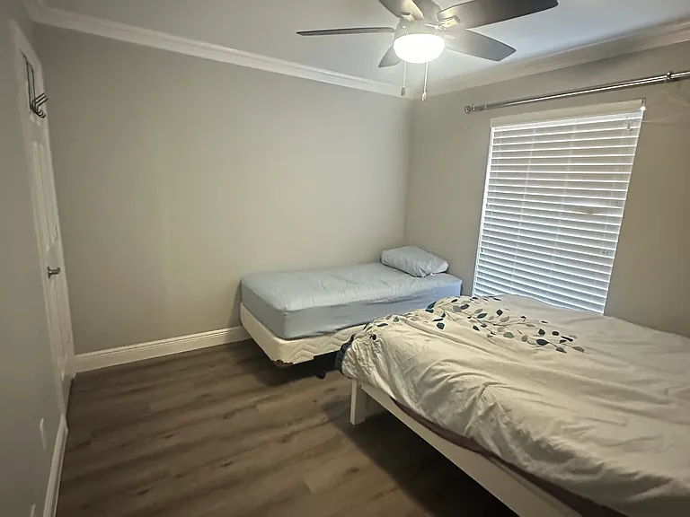 1752 Crescent Creek Ln — Photo 19