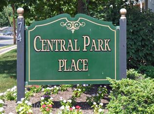 302 Central Park Pl #302, Ramsey, NJ 07446