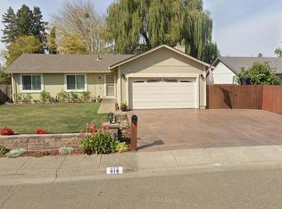 978 Elizabeth Ave, Rohnert Park, CA 94928