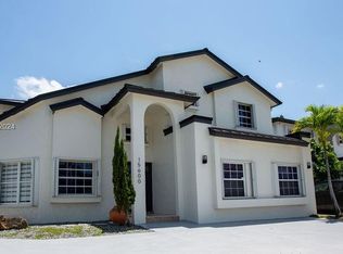 15600 SW 63rd Ter, Miami, FL 33193