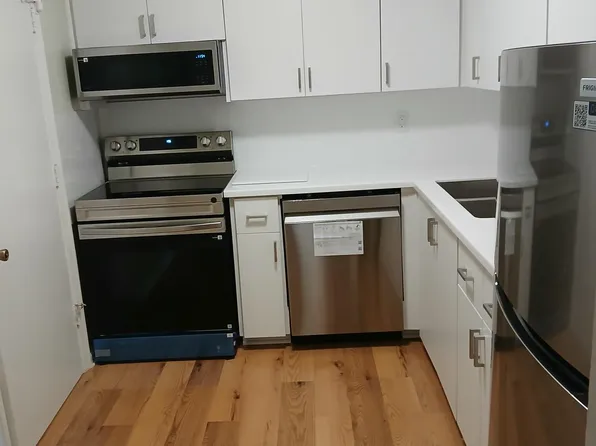 2180 NE 67th St APT 703, Fort Lauderdale, FL 33308