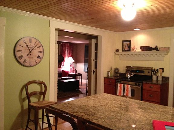 Large eat in kitchen perfect for entertaining