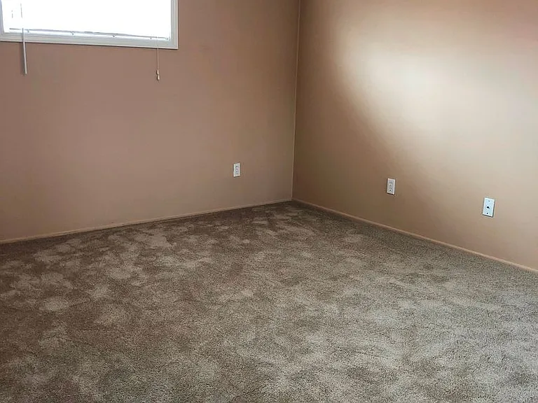 517 1/2 Marguerite Ave — Photo 8